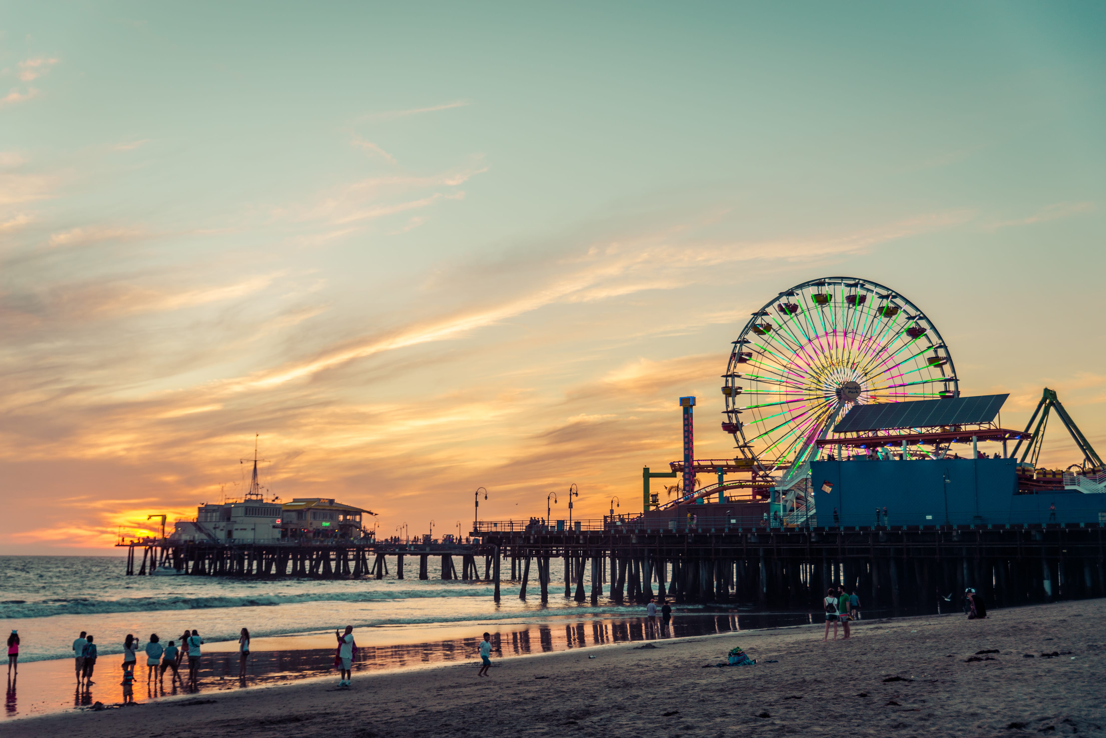 Santa Monica pier, LA